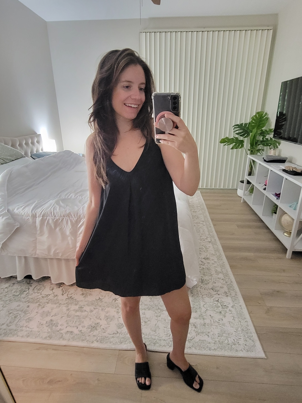 Tobi Black V-Neck Sleeveless Mini Dress
